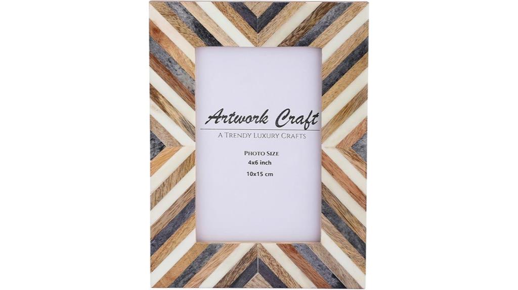 chevron gray wood frame