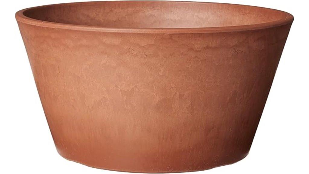 pot with shallow bulb pan
