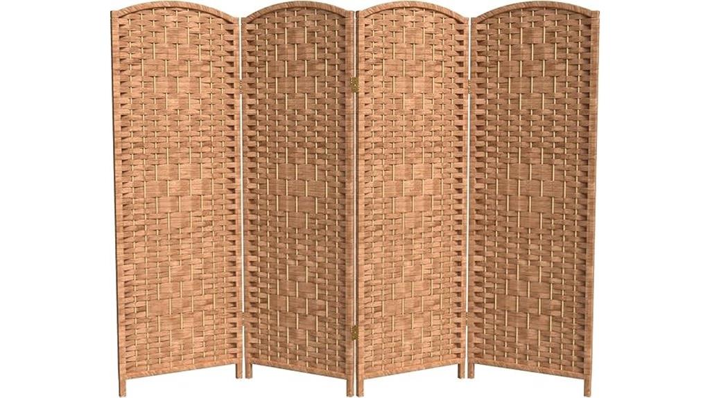 red lantern folding screen