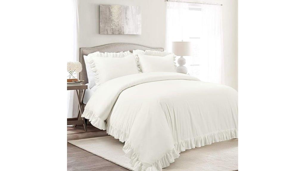 white soft knitted blanket