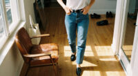 This Once-Dated Easy Jeans Outfit Is Cool Again—Here's The It-Girl Proof